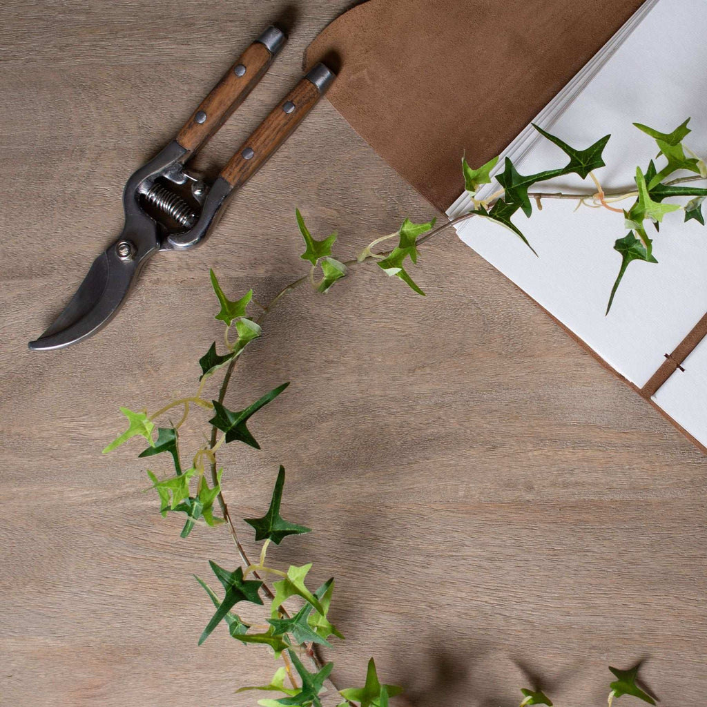 Shades 4 Seasons Ivy Garland - Natural Look Decor Shades 4 Seasons