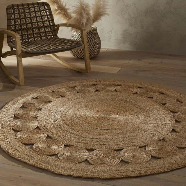 Natural Jute Rug with Decorative Circular Pattern, Perfect for Bohemian Home Decor
