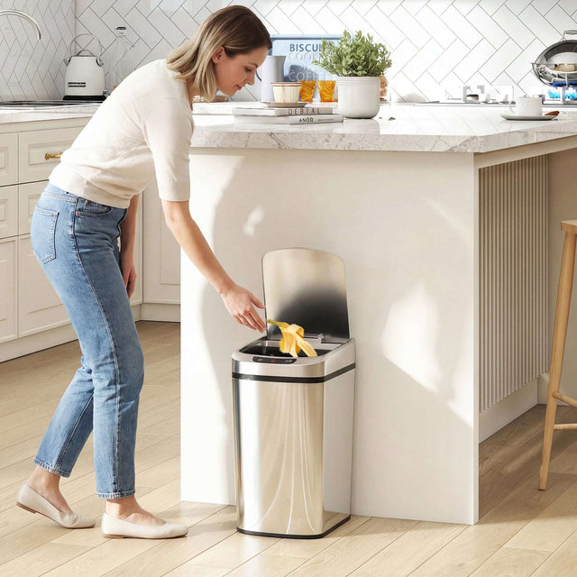 Wise Galleria Kitchen Bin with a sleek design, ideal for modern kitchens and efficient waste disposal