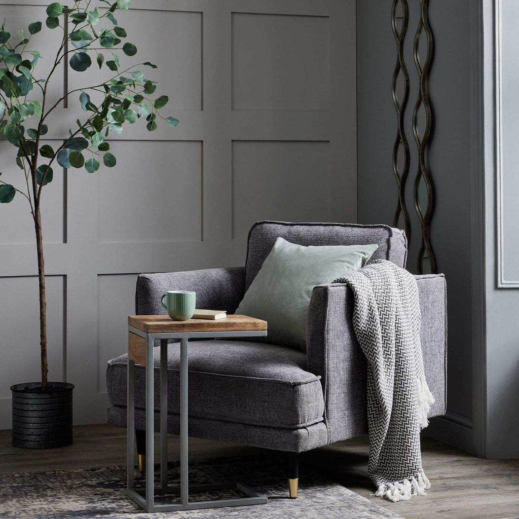 Shades 4 Seasons Large Arm Chair with Modern Comfort Shades 4 Seasons