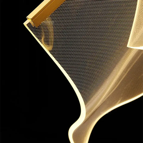 Nisu Home modern Light Pendant with an elegant design, featuring a mesh structure and gold accents