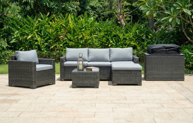 MINT Outdoor Garden Sofa Set in Rattan with Grey Cushions for Stylish Outdoor Relaxation