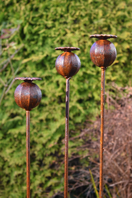 Handcrafted Metal Poppy Seedhead Garden Art with Rustic Finish for Outdoor Decor