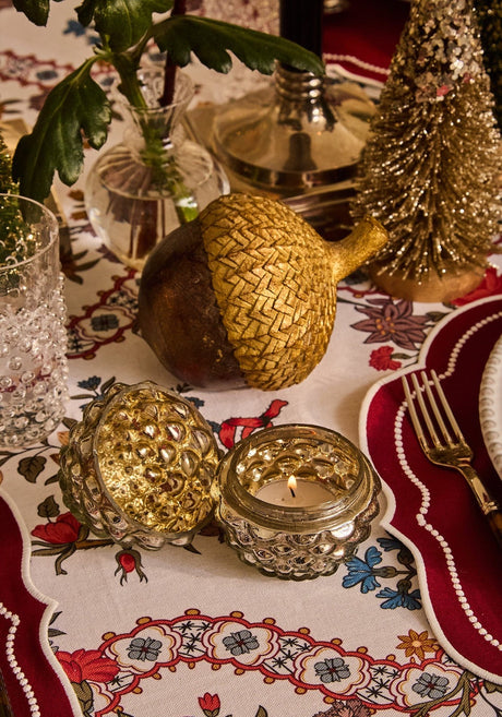 Casa by Josephine Jenno Cotton Tablecloth with Floral Design for Elegant Dining Settings