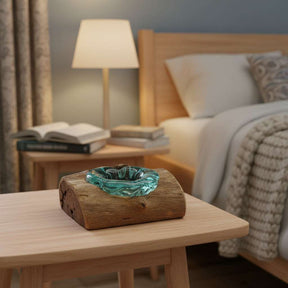 Molton Glass Candle Single Holder on Wood AW Dropship UK