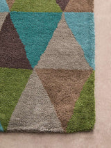 Orsina Multicoloured Rug with a geometric pattern featuring vibrant triangles in various colours