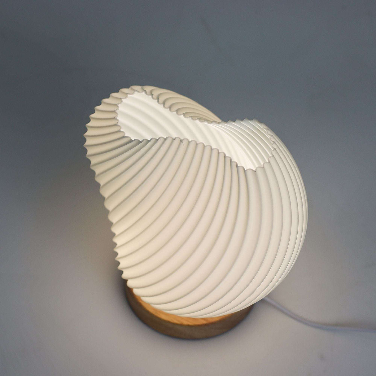 New Wave Lamp - USB - 3 settings - Shell Twisted AW Dropship UK