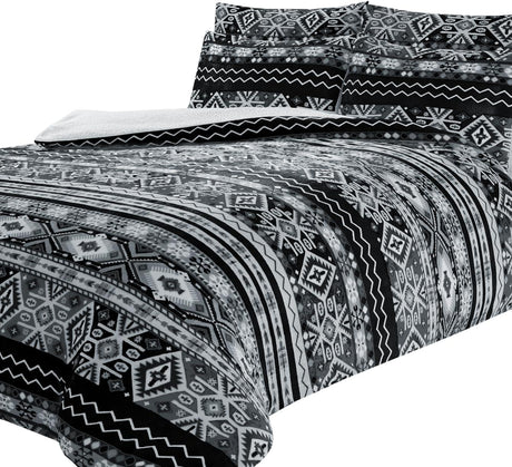 OLIVIA ROCCO Fleece Duvet Set in Black and White Geometric Pattern for a Stylish Bedroom
