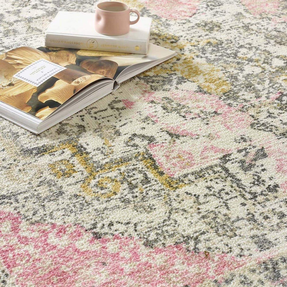 Stylish Pink Rug with Abstract Patterns, Perfect for Modern Home Decor and Comfort