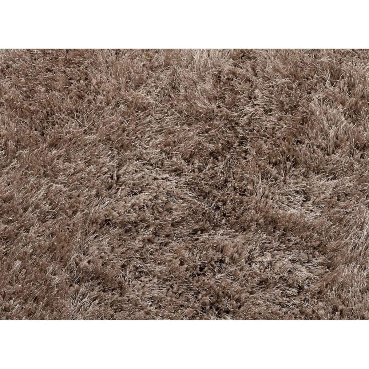 Soft and plush shaggy rug in warm brown tones for cosy home decor