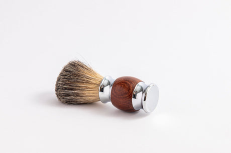 Eco Bath London Shaving Set featuring a high-quality wooden handle and soft bristles for a smooth shave