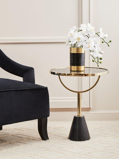 Orsina Side Table with a Gold Finish and Black Base, featuring Flowers in a Vase