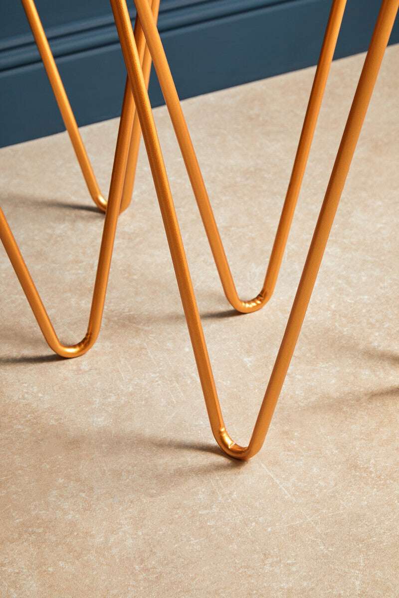 Avantis Set Of 2 Gold Finish Triangle Tables Orsina