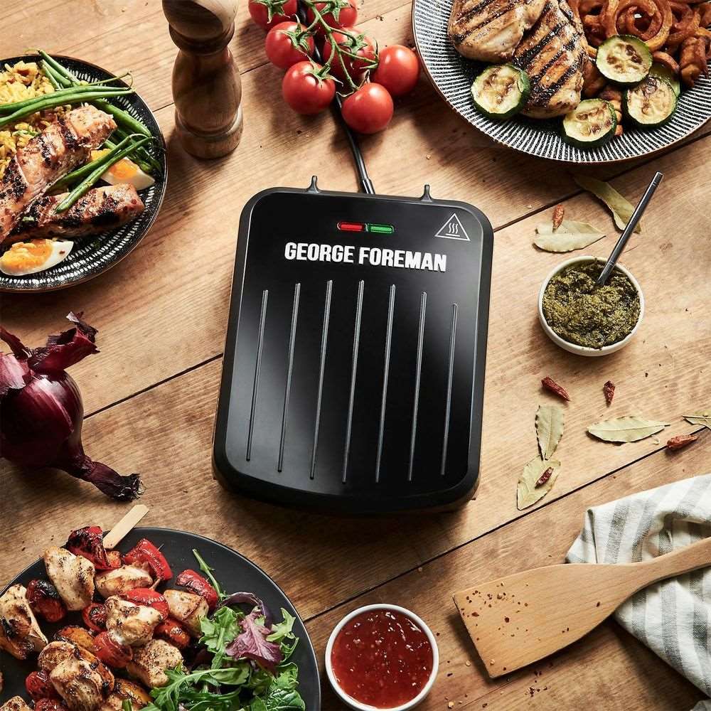 George Foreman Small Electric Fit Grill Black, 760W N/A