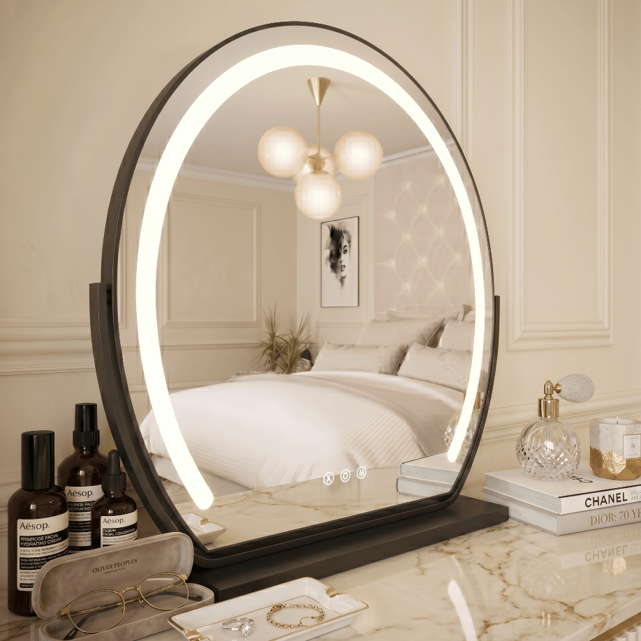 Hollywood vanity mirror with soft LED lighting and sleek design, perfect for elegant make-up applications