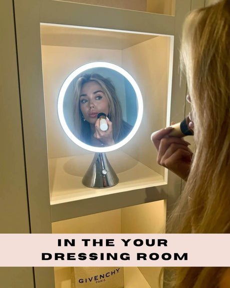 Hollywood Vanity Mirror with Adjustable LED Lighting for Flawless Beauty Application