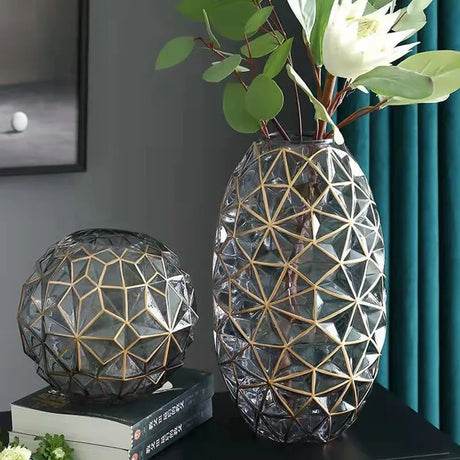 Elegant Nisu Home geometric vase set in grey and gold for stylish home decor and floral arrangements