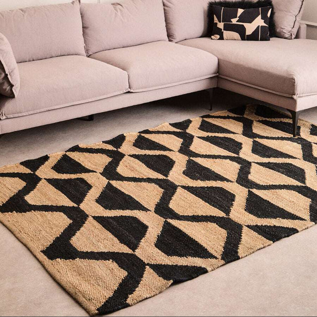 Orsina Hemp Rug with Geometric Pattern, Perfect for Enhancing Living Room Decor