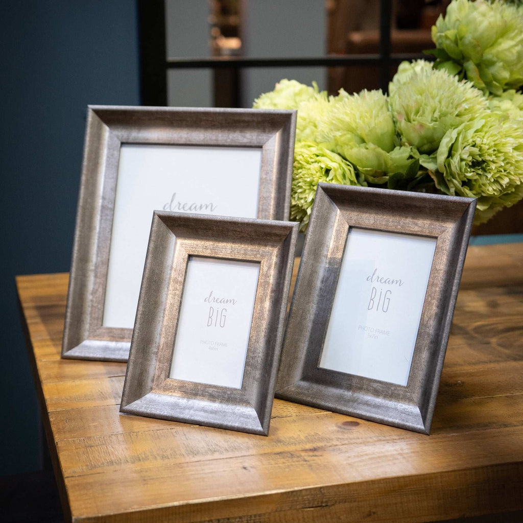 Shades 4 Seasons Stylish Silver Frame Photo Display Shades 4 Seasons
