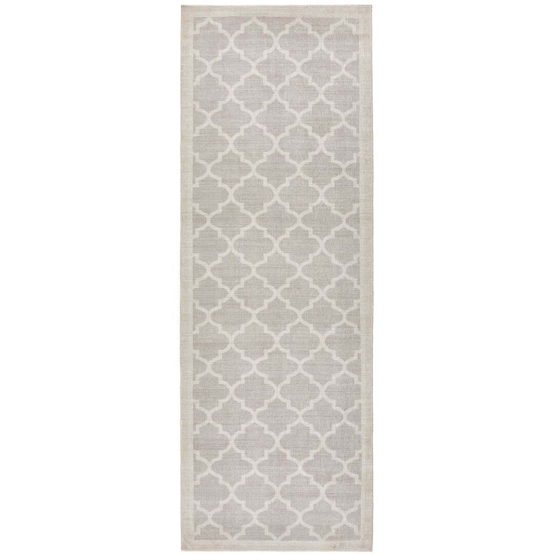 Stylish Washable Rug with a Grey Geometric Pattern for Easy Cleaning and Modern Decor