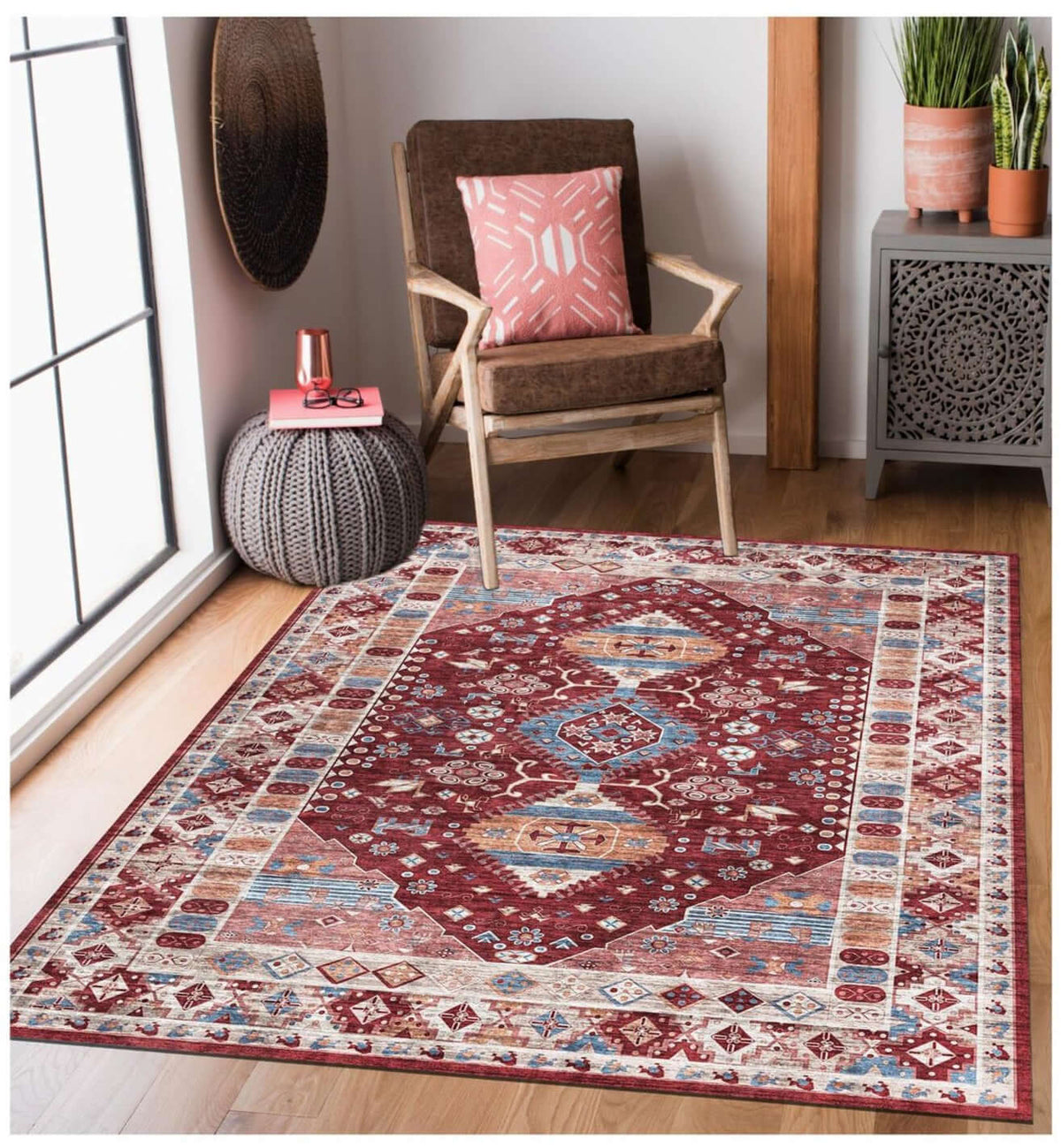 Stylish Washable Rug with Rich Red Patterns, Perfect for Living Room Decor