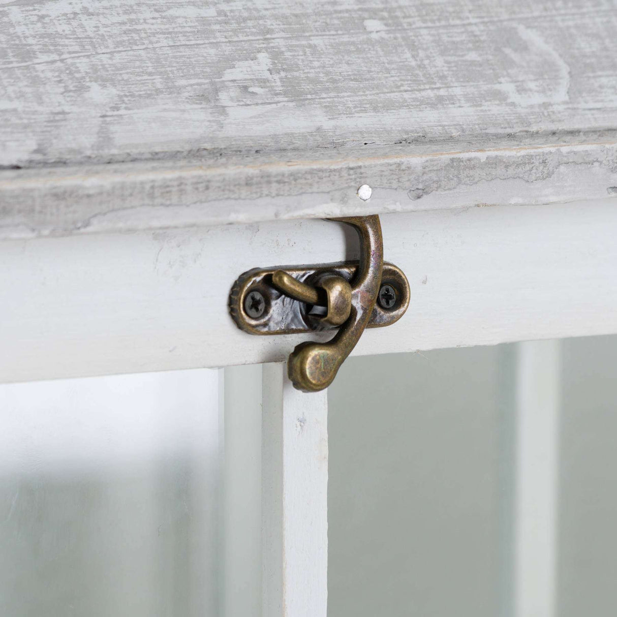 Set Of 3 White Window Style Lanterns With Open Top Shades 4 Seasons