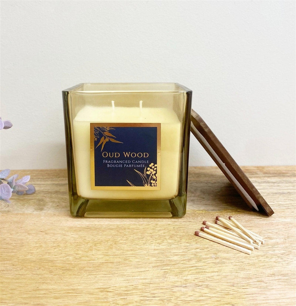 Oud Wood Scented Candle With Wooden Lid - Shades 4 Seasons