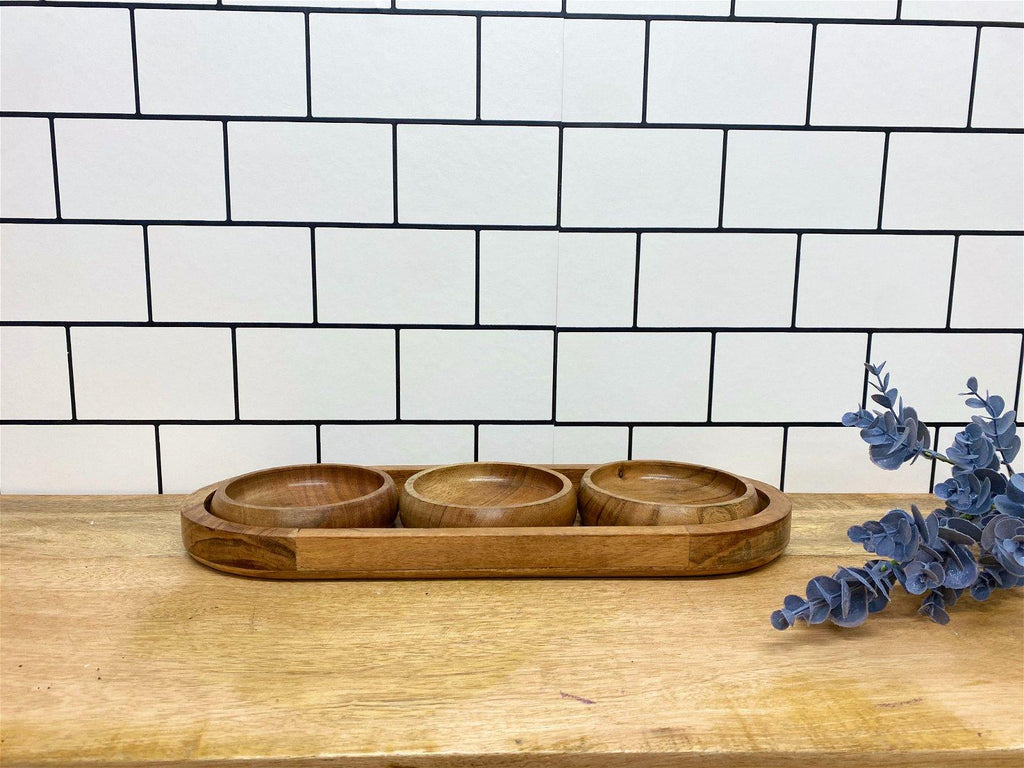 Set Of Three Bowls On Wooden Tray - Shades 4 Seasons