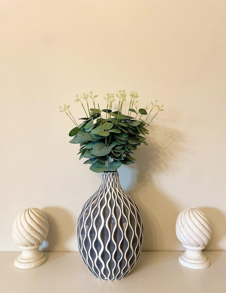 Grey Serenity Vase - Shades 4 Seasons